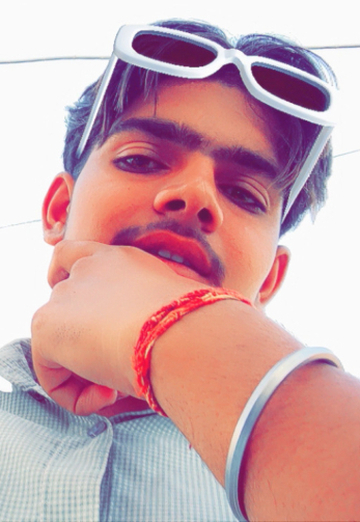 Abhishek (@abhishek812) — my photo № 2