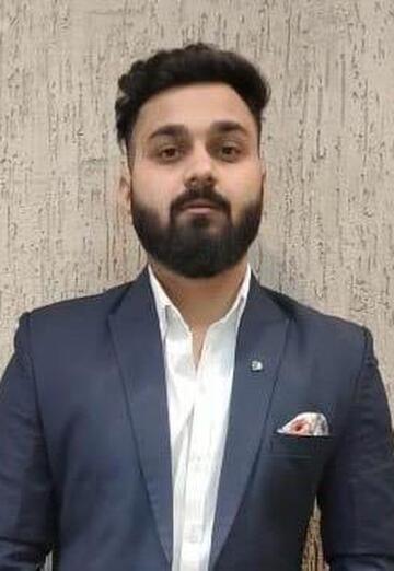 Aadi Bhardwaj (@aadibhardwaj) — my photo № 2