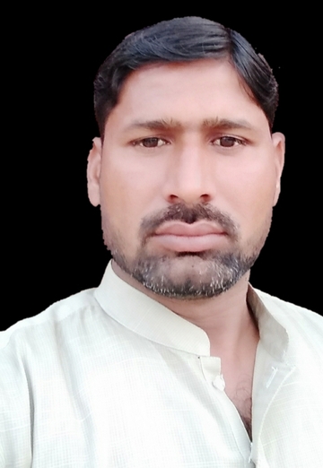 MRiazghauri (@mriazghauri) — my photo № 1