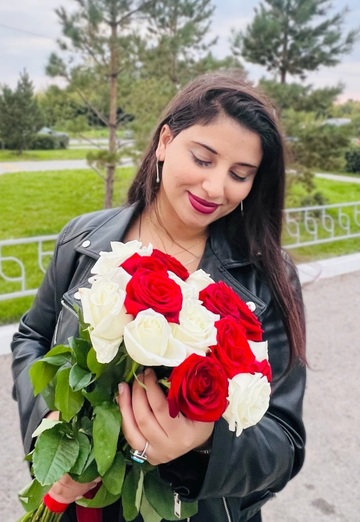 My photo - Amina, 23 from Abu Dhabi (@amina8726)