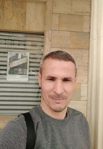 Yahia (@yahia83) — my photo № 3