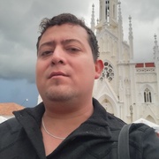 Carlos Hernández 32 Bogotá