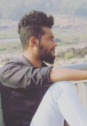 Vishal Singh (@vishnu184) — my photo № 1