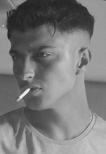 Mert (@mert1286) — my photo № 3