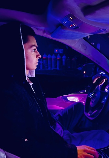 My photo - Ali, 21 from Dubai (@ali88720)