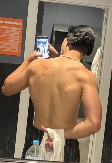 Adel (@adel4817) — my photo № 3