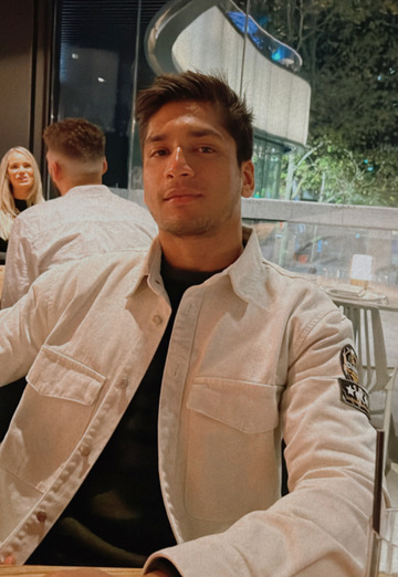 Has (@has675) — my photo № 1