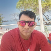 Jehovanni Hernández 37 San Salvador