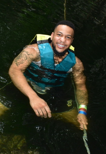 Marquez (@marquez12) — my photo № 1