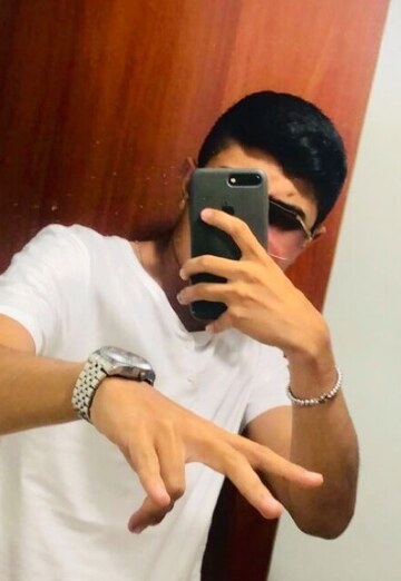 Andrés (@andrescbc99) — my photo № 2