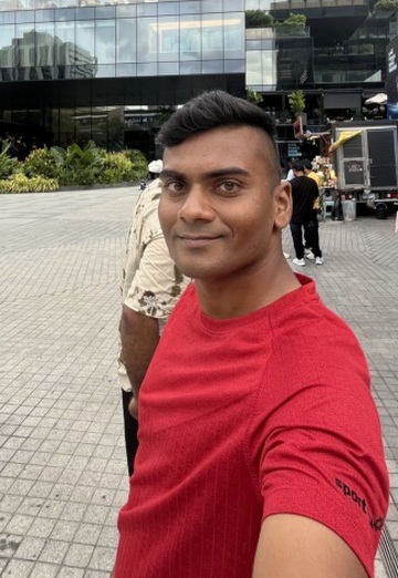 Manish (@manish493) — my photo № 1