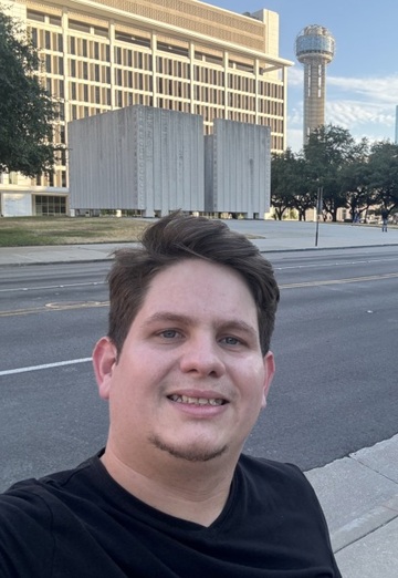 Hugo (@hugo871) — my photo № 1