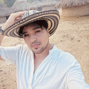 Stiven Alvarado 32 Bogota