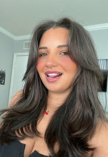 Helen (@helen5060) — my photo № 1