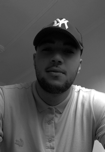 Karim (@karim7288) — my photo № 1