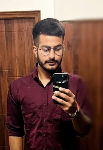 akshit bhatia (@akshitbhatia0) — my photo № 1